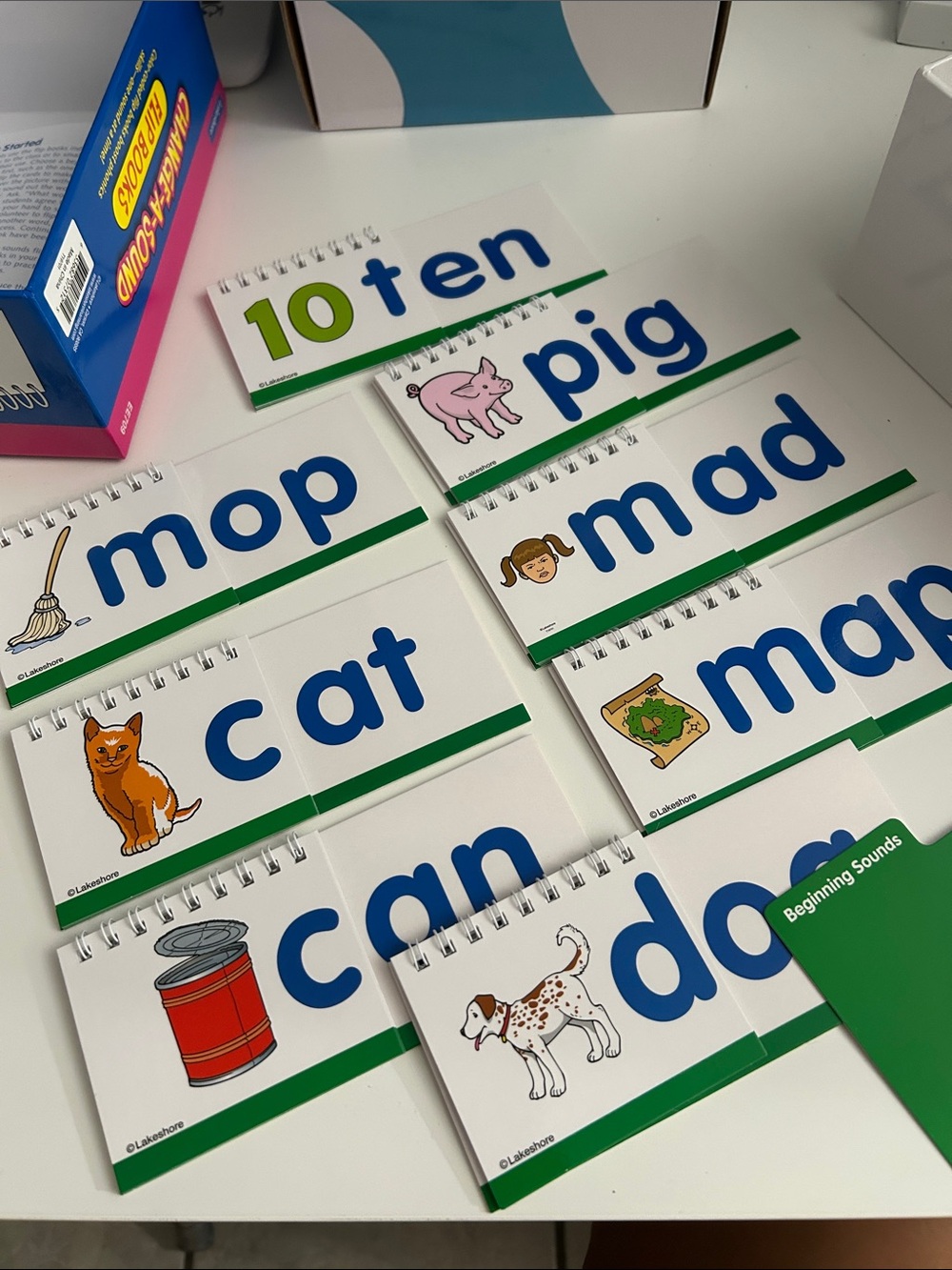 Lakeshore Change-A-Sounds Flip Books 20 Included Ages 4+ - Picture 6 of 11